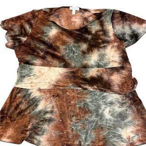 Dressbarn Women’s Brown Abstract Print Empire Waist Top Size 2X Short Sleeve